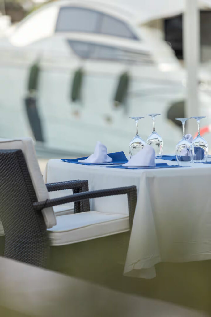 1bf0e2b6-8917-40d1-8549-7f5deec06012