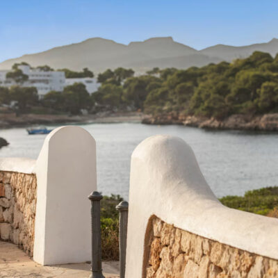 393776bb-23c4-469d-aa90-032479f3509b